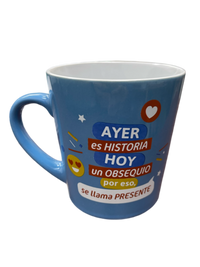 Taza Toda Ocasión con Emoticones “Ayer es Historia”